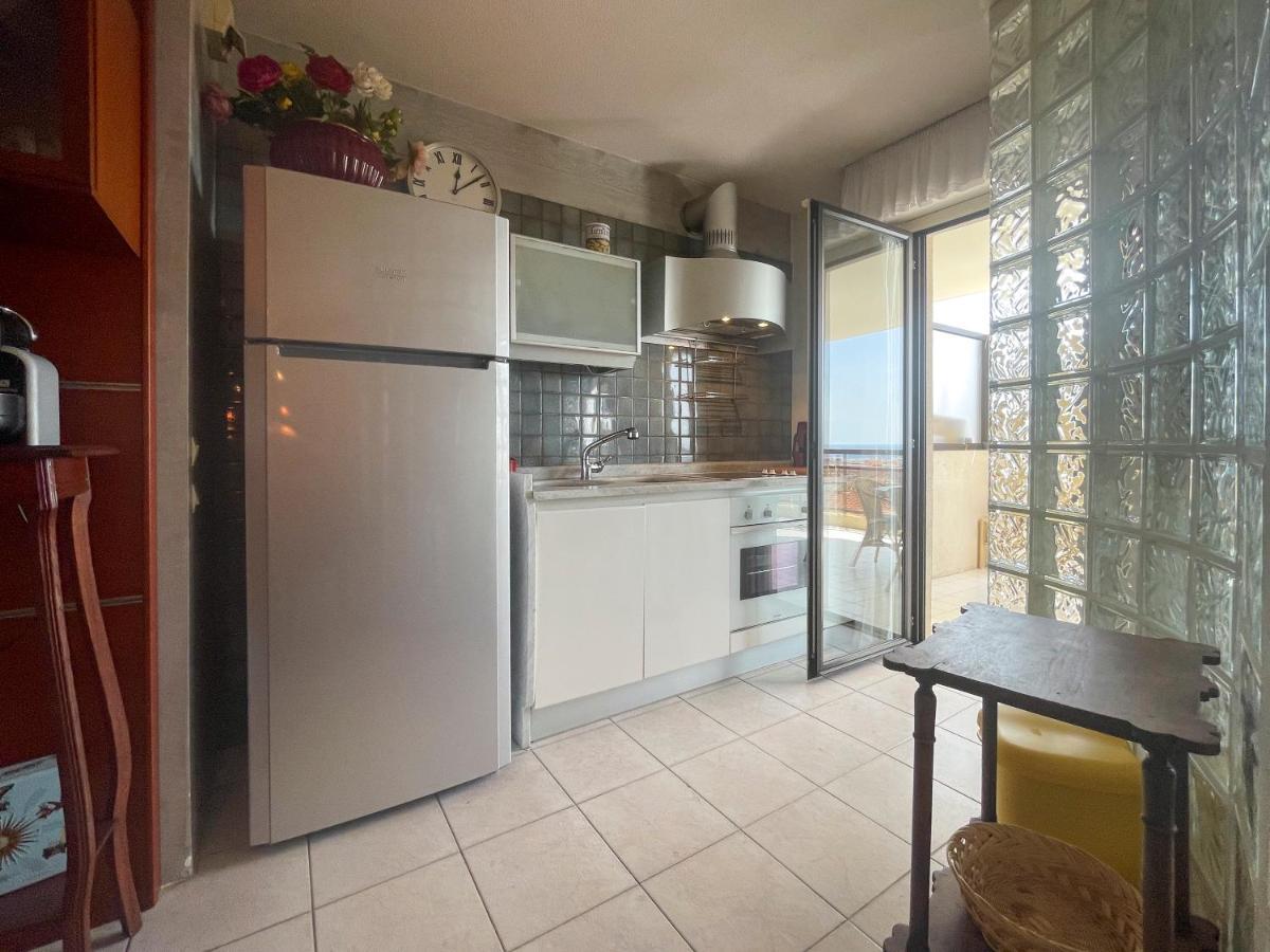 La Dolce Vita 5 Pers Parking Terrazza Apartment Ница Екстериор снимка